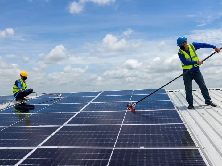 Choose the Right Solar Maintenance Expert for Long-Lasting Power and Peace 