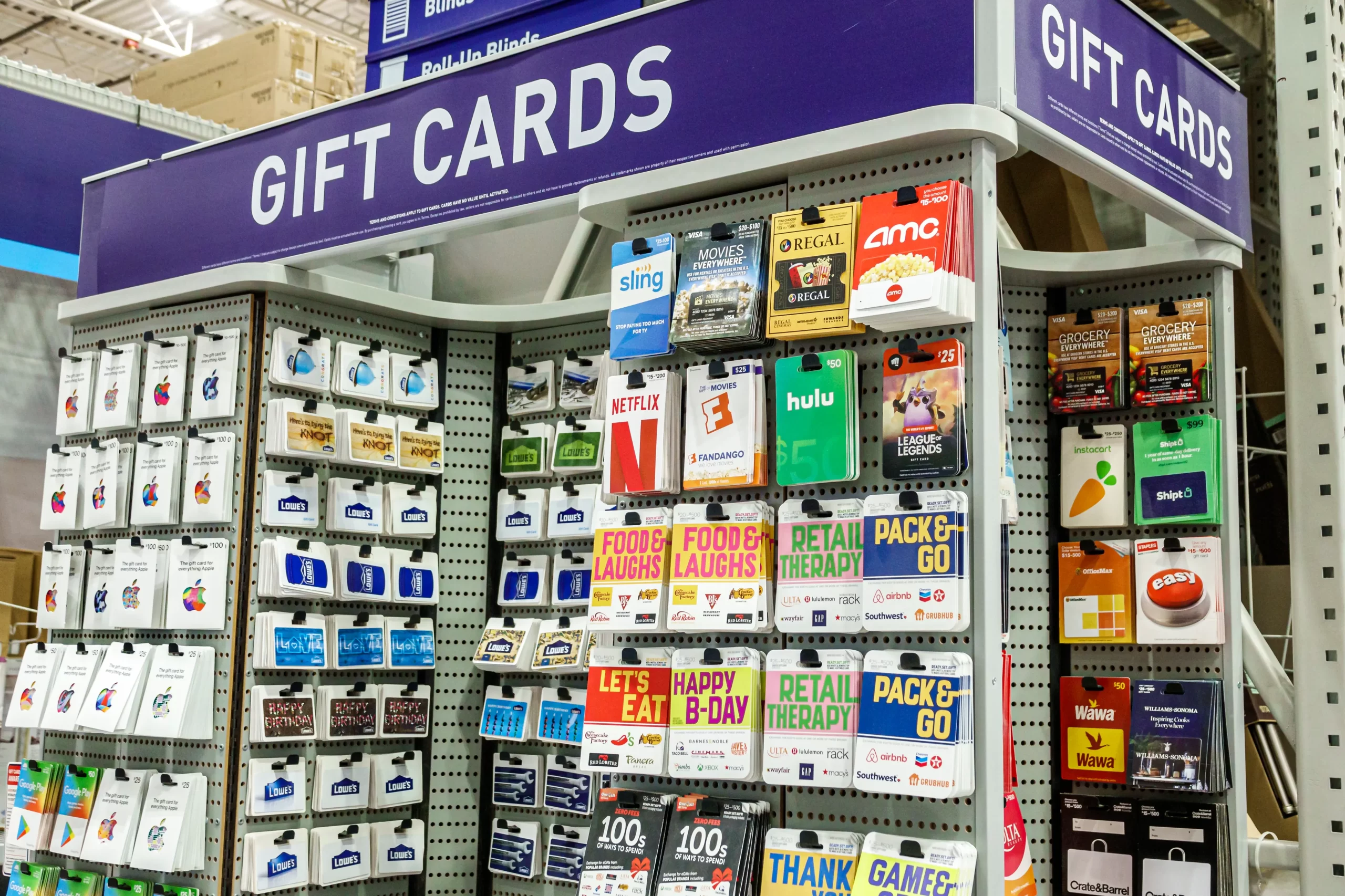Environmental impact – Gift cards vs. traditional wrapped presents