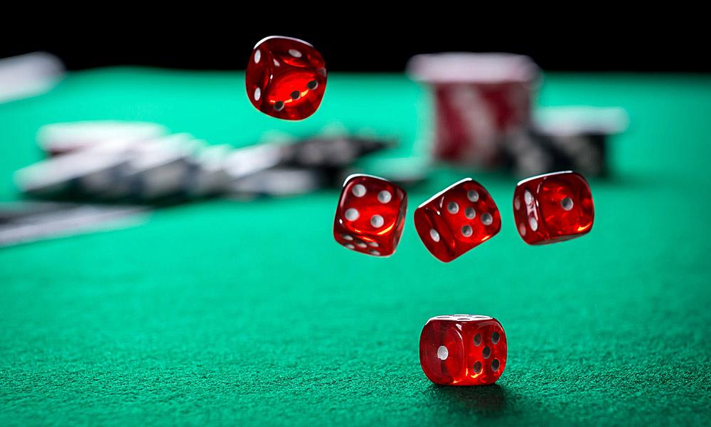 Why do some online pokies feature progressive jackpots only?